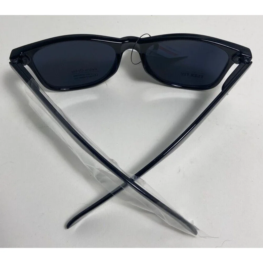 Retro Optix Classic Sunglases Plastic Shiny  Black Frames with Gray Lens NWT